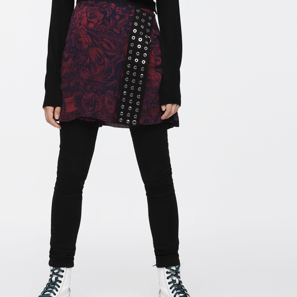 DIESEL SKIRT WITH A DRESS AND DECORATIVE ELEMENTS - Picture 6 of 8